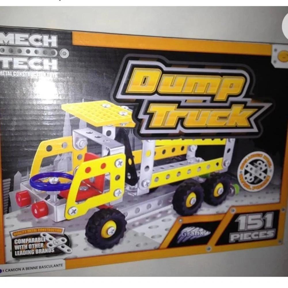 NWT MECH TECH Dump Truck